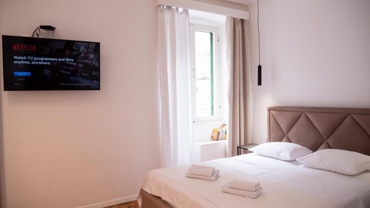 Tower Square Apartments Спліт Екстер'єр фото